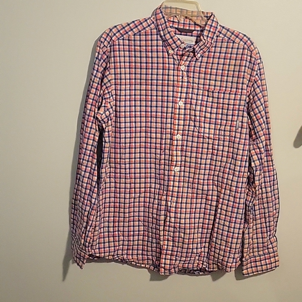 Medium Columbia men's long sleeve casual shirt